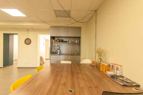Офисное Помещение, 123 м²