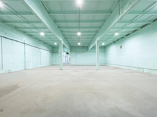 Складское Помещение, 450 м²
