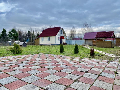 Дом 90м², участок 10 соток